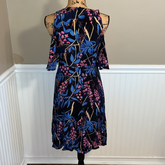 Maeve Dress - Picture 2 of 5